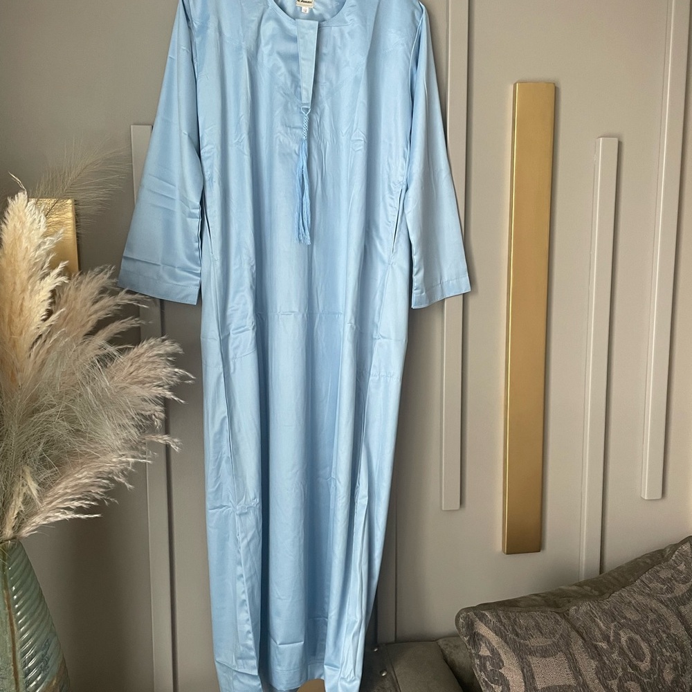 Men’s Sky blue throbe